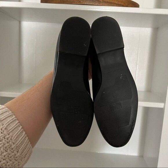 Stuart Weitzman Black Smooth Leather Tiny Bow Block Heel Loafers - Picture 6 of 11